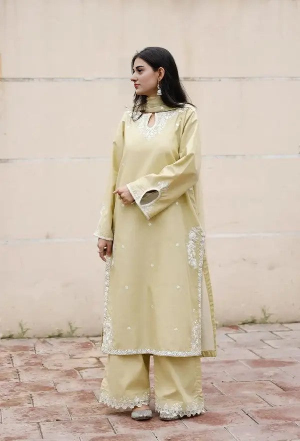 Apple Mist Outfit